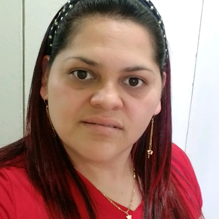Profile Picture of Iris Hidalgo (@irishidalgo2) on Tiktok