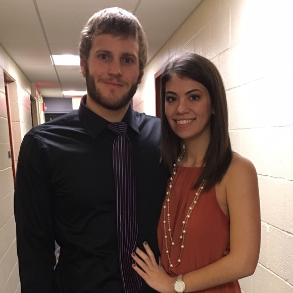 Profile Picture of Alexa Mcnulty (@alexam227) on Poshmark