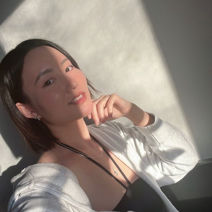 Profile Picture of e l l e n (@studioln) on Tiktok