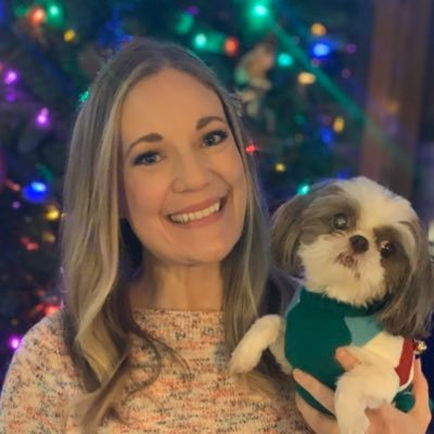 Profile Picture of Heidi Reed (@aunt_heid) on Twitter