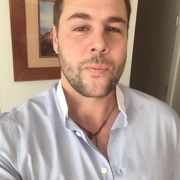 Profile Picture of Erik Dahl (@dahle70) on Poshmark
