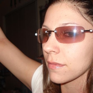 Profile Picture of Jodi Rath (@2fishesswimminginafishbow) on Myspace