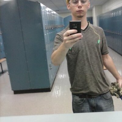 Profile Picture of James Wagers (@superfishman89) on Twitter