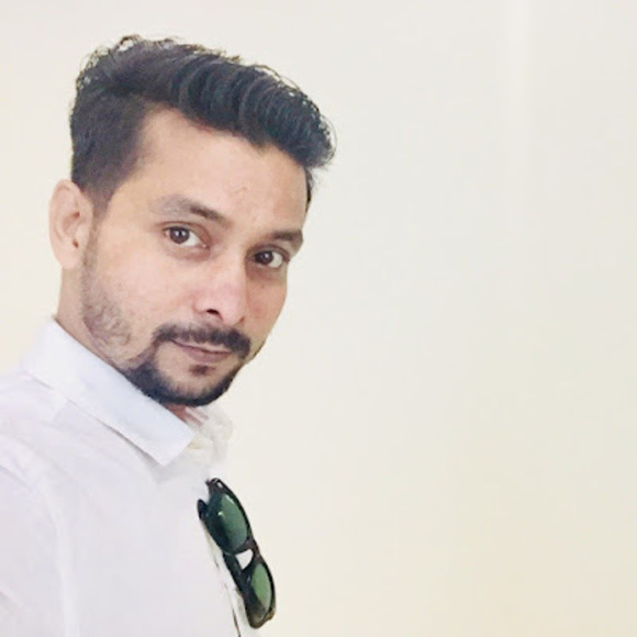 Profile Picture of Minhaj Ahmed (@minhaj_a) on Poshmark