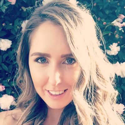 Profile Picture of Mandy Howe (@MandyLeahowe) on Twitter