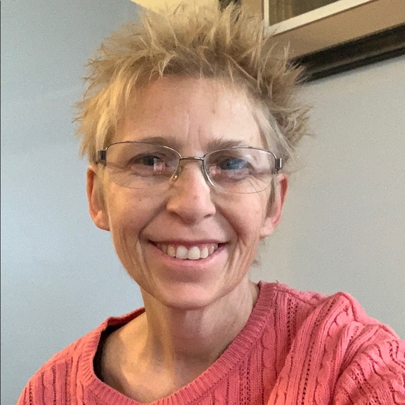 Profile Picture of Sheri Nuckels (@snuckels) on Poshmark
