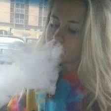 Profile Picture of . (@DanielleWoulfe) on Twitter