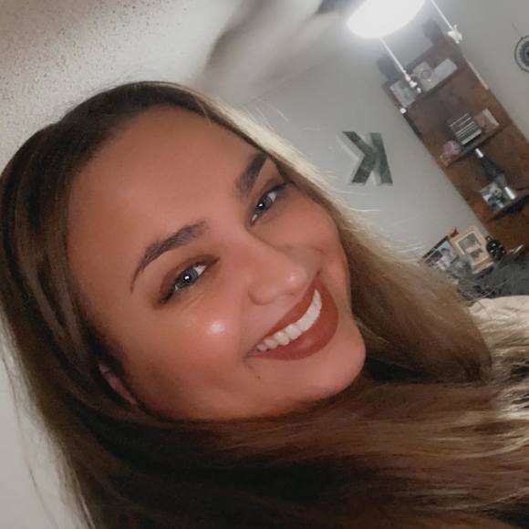 Profile Picture of Kayla Hammonds (@kaylahammonds) on Poshmark