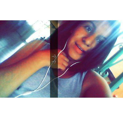 Profile Picture of Xochitl Drag Me Down (@maria1234biebe1) on Twitter