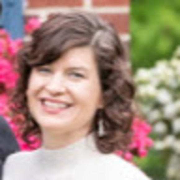 Profile Picture of Donna Romero (@dkellyromero) on Poshmark