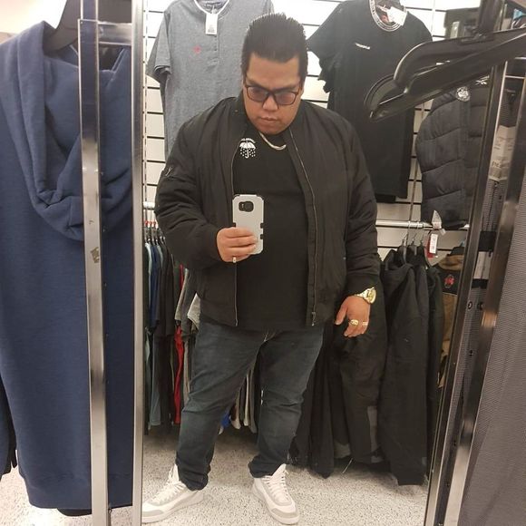 Profile Picture of Rueben Millions (@rub__011) on Poshmark