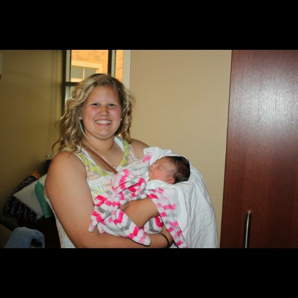 Profile Picture of Tristan Hanson (@tristan_hanson) on Poshmark