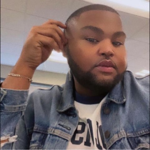 Profile Picture of Mike Frank (@mikefrank399) on Poshmark