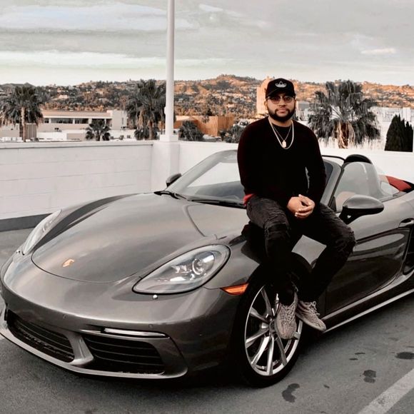 Profile Picture of Ahmed Fahim (@fahimahmed11230) on Poshmark