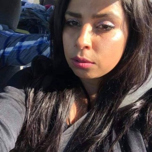Profile Picture of Vanesa Montejano (@vanesamontejano) on Poshmark