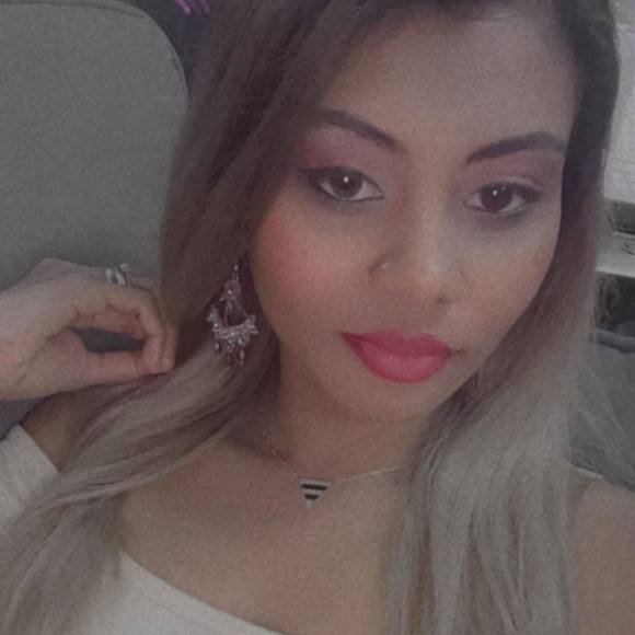 Profile Picture of Sherry Singh (@sherrysingh1731) on Poshmark
