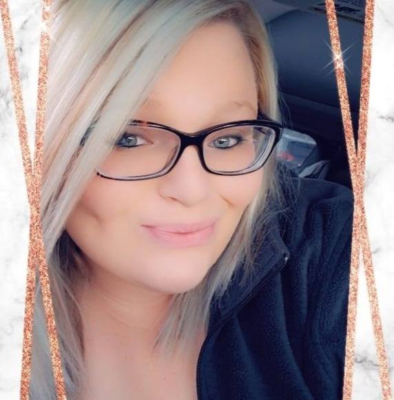 Profile Picture of Dominique Duncan (@dominiqueduncan) on Poshmark