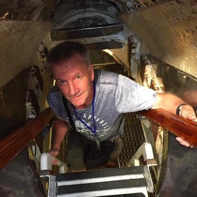 Profile Picture of Joe Pollock (@grassparrot) on Twitter