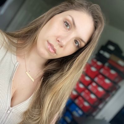 Profile Picture of Ashley McCoy (@princess_ashhxo) on Twitter