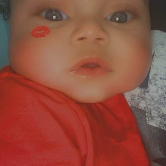 Profile Picture of Un Pacino (@unpacino2) on Poshmark