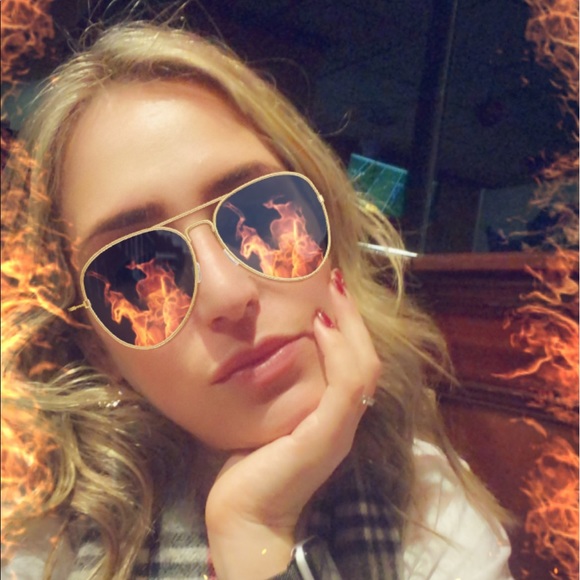 Profile Picture of Deana Folchetti-puglin (@deanafolchet175) on Poshmark