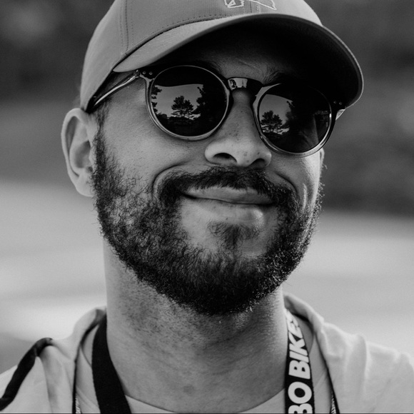 Profile Picture of Tyler Hatcher (@tylerhatcher) on Poshmark