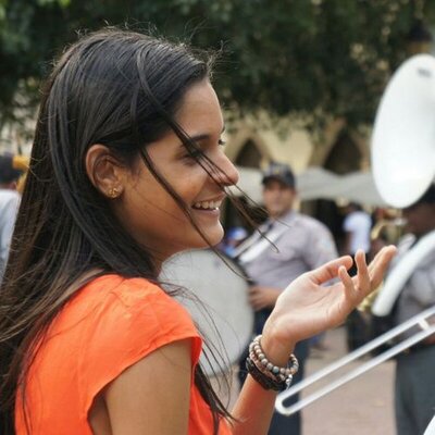 Profile Picture of Carla Espinal Rguez (@carlita02) on Twitter