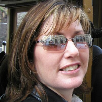 Profile Picture of Shelley Chase (@shelleychase) on Twitter