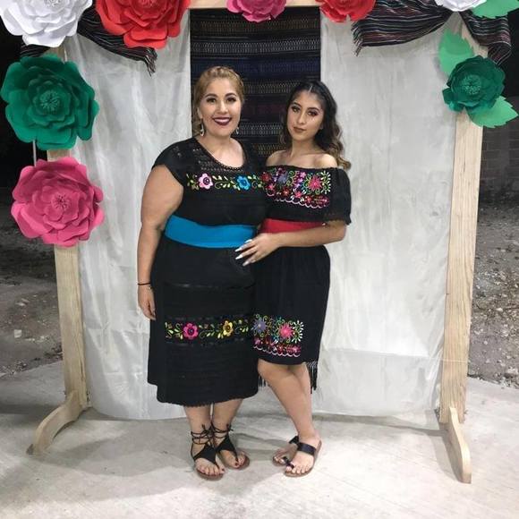 Profile Picture of Lupe Torres (@lupetorres990) on Poshmark