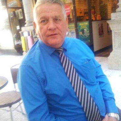 Profile Picture of Robin Carter-Browne (@RockinRobinCB) on Twitter