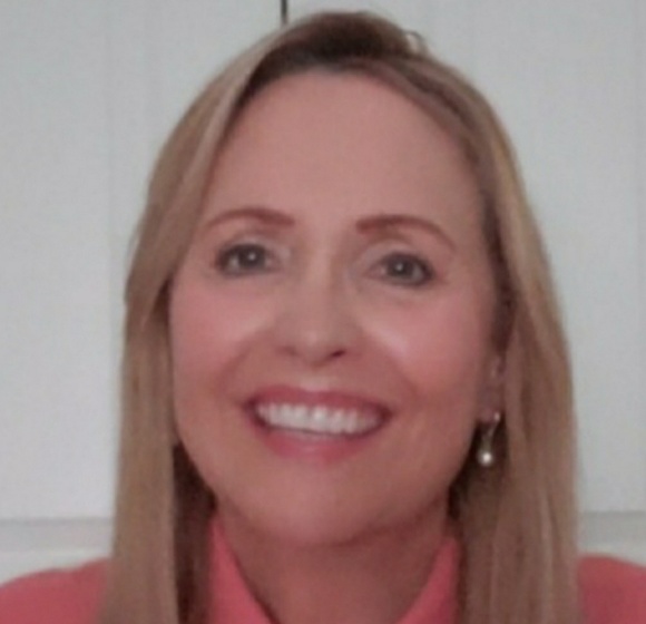 Profile Picture of Marcia Page (@marshp2021) on Poshmark