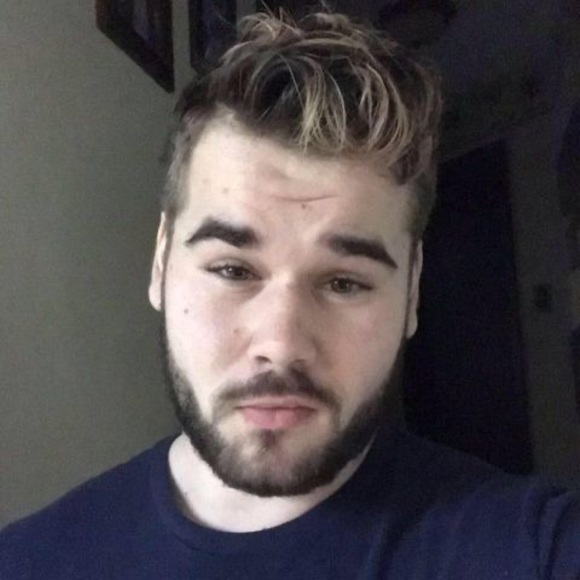 Profile Picture of Kevin Wagner (@kwags97) on Poshmark