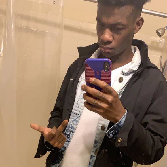 Profile Picture of Dave Ricks (@beezy9797) on Poshmark