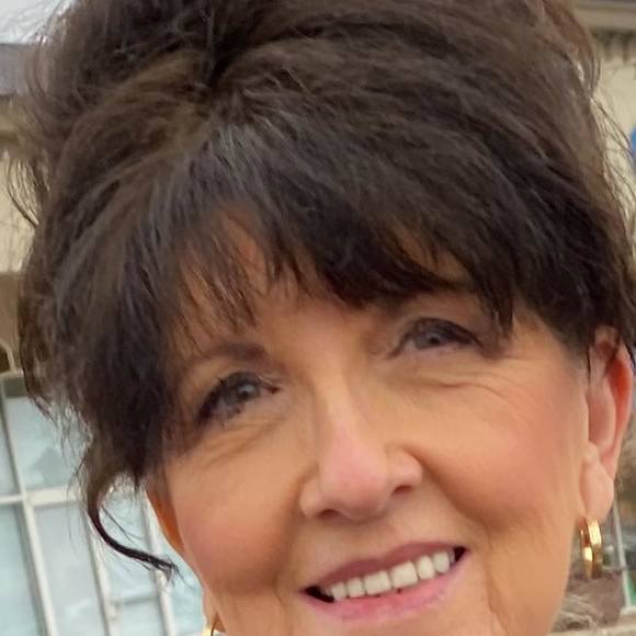 Profile Picture of Christene Baird (@drubaird) on Poshmark