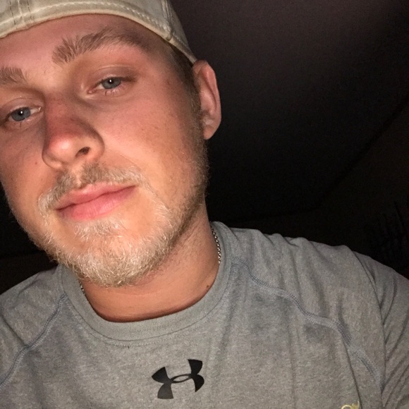 Profile Picture of Daniel Leising (@daniel_leising) on Poshmark