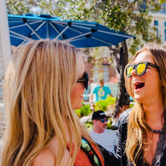 Profile Picture of Jaclyn Haufler (@jaclynhaufler) on Poshmark