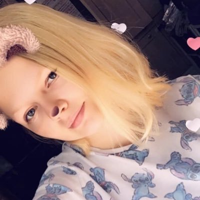 Profile Picture of Chloe Hackett (@chloehackett182) on Twitter