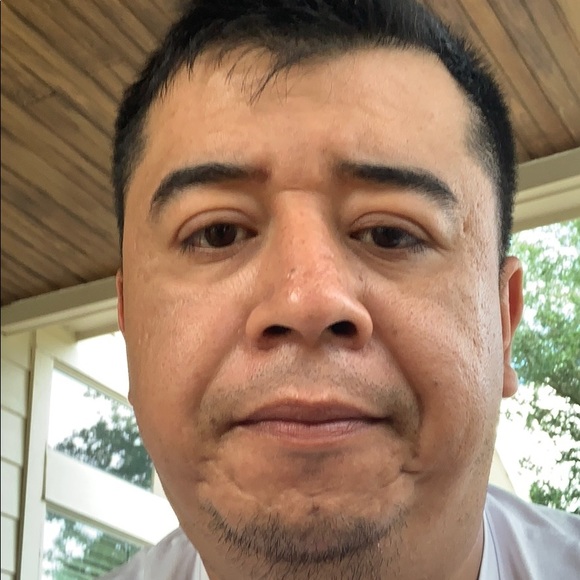 Profile Picture of Gabriel Enriquez (@gabrielenriquez) on Poshmark