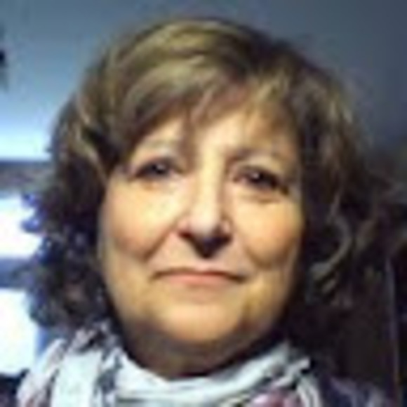 Profile Picture of Robin Boniface (@bonifacerc21) on Poshmark