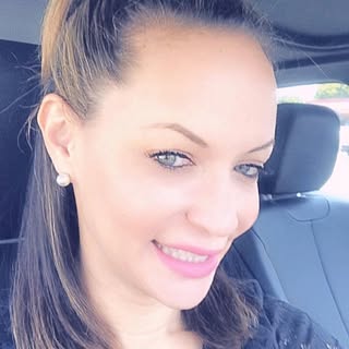 Profile Picture of Rebecca Tipton (@rebeccatipton) on Instagram