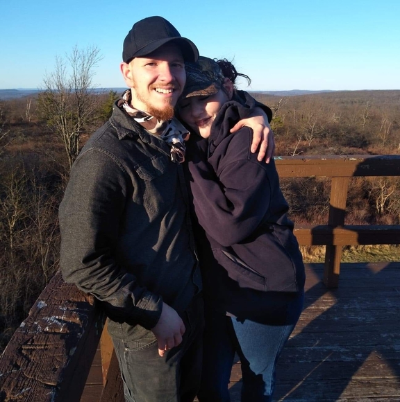 Tyler Vanwinkle - Poshmark Profile Picture of Tyler Vanwinkle (@victoria100216) on Poshmark