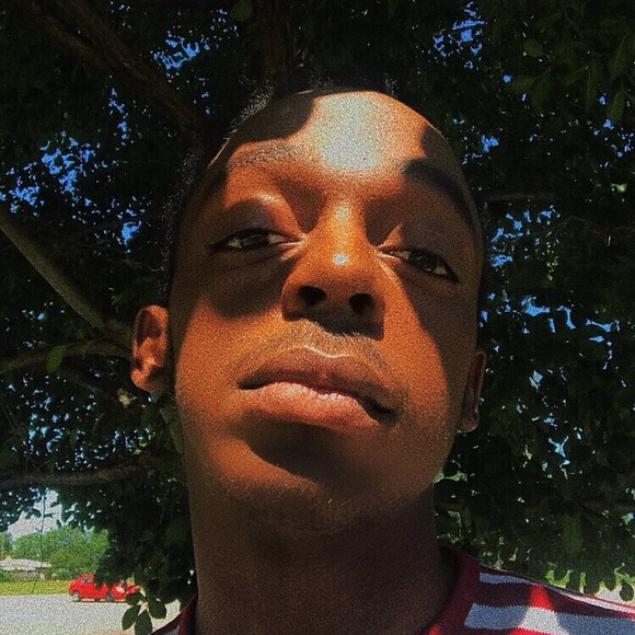 Profile Picture of Kauron Oatman (@kj13brother) on Poshmark