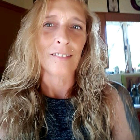 Profile Picture of Kimberly Rakes (@kimbercat64) on Poshmark