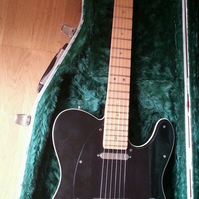 Profile Picture of Ian Scott Davison (@stringsgc) on Twitter