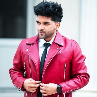 Profile Picture of Neha Solanki (@NehaSol85037637) on Twitter
