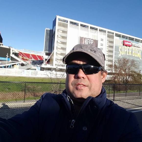 Profile Picture of Ramoncito Plando (@ramoncitoplando) on Poshmark