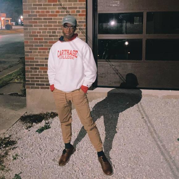 Profile Picture of Donèll Clark (@aye_its_don) on Poshmark