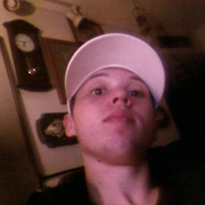Profile Picture of Michael Labrecque (@vxlEisler) on Twitter