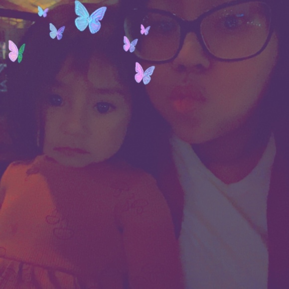 Profile Picture of Marilyn Melo (@marilyn82219) on Poshmark