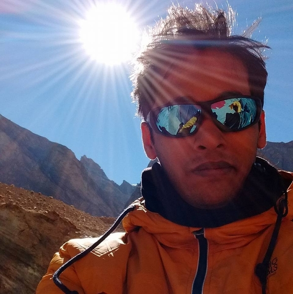 Profile Picture of Siddharth Srivastava (@sidevils) on Poshmark